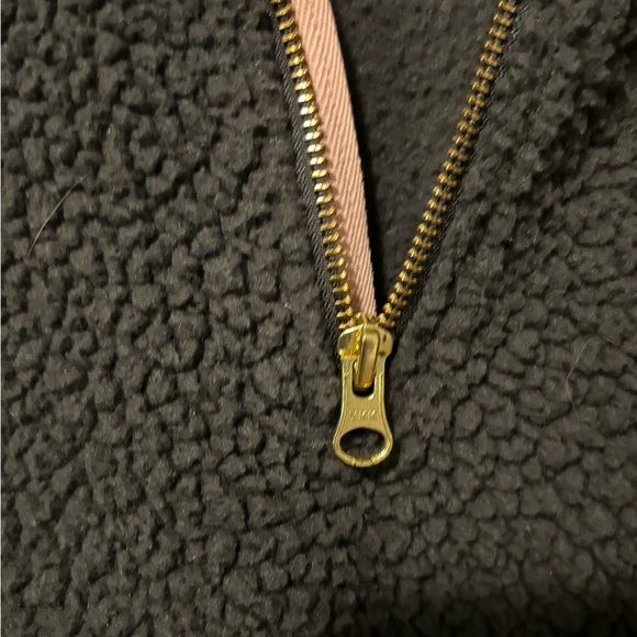 Womens Old Navy Quarter zip Sherpa. Size small - Picture 3 of 6